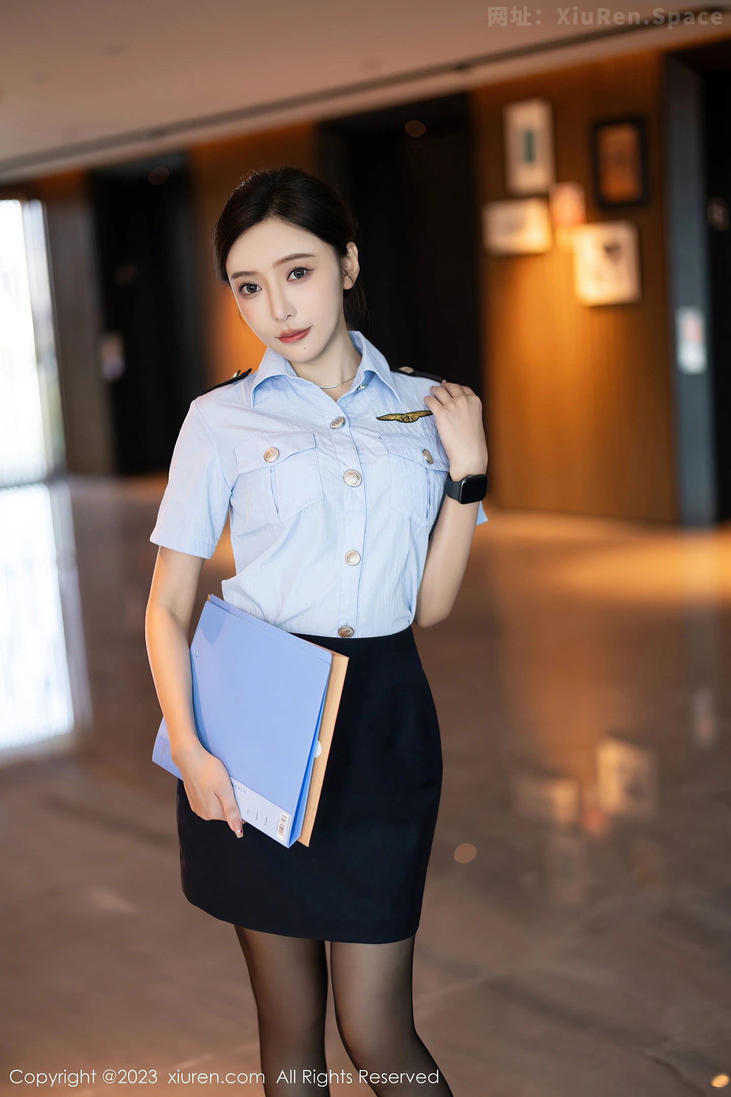 图片[6]-[XiuRen秀人网]VOL.7340 女神王馨瑶yanni性感女警制服露黑色蕾丝内衣秀惹火身材诱惑写真82P-秀人网官方网站